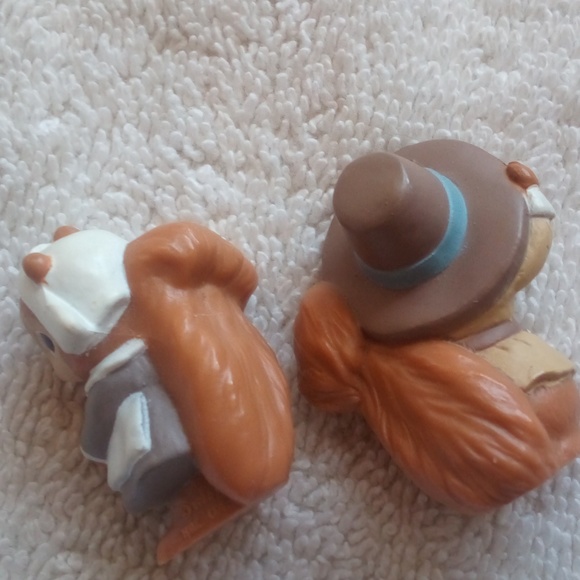 Pilgrim Squirrels - Picture 4 of 4